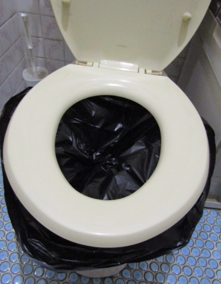 大震災時、簡易トイレだけではダメです！