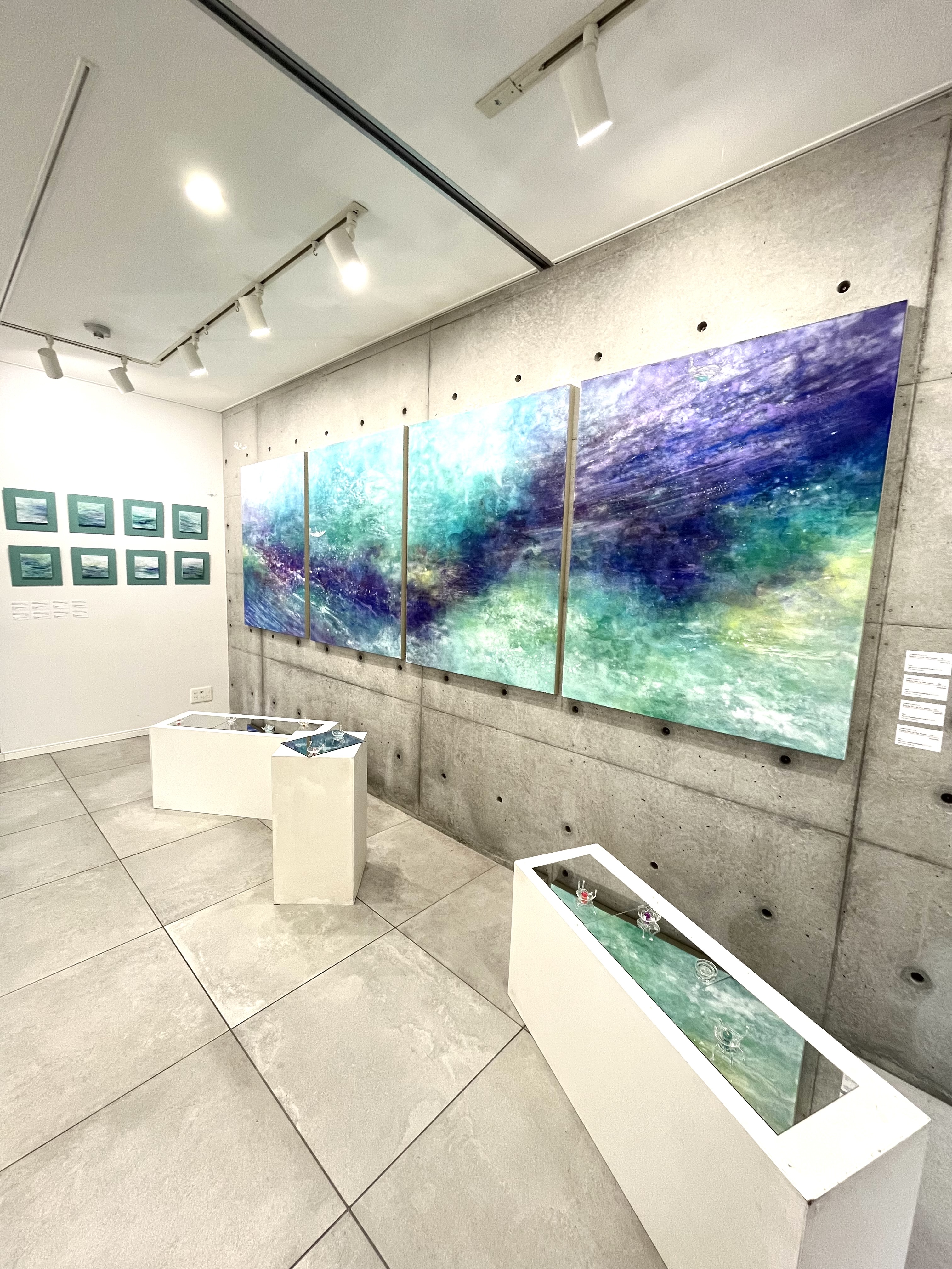 落合晶代個展ー人は波の中で生きているー